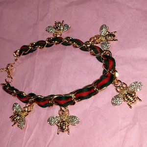 5 Gold Bee diamond rhinestone charm's bracelet